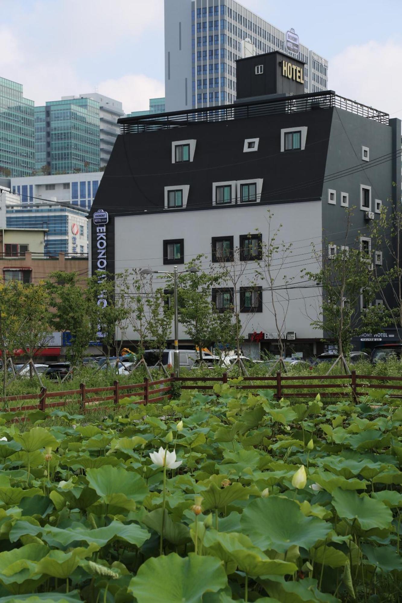 Ekonomy Hotel Incheon Exterior photo